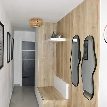 Superbe Port De Appartement *